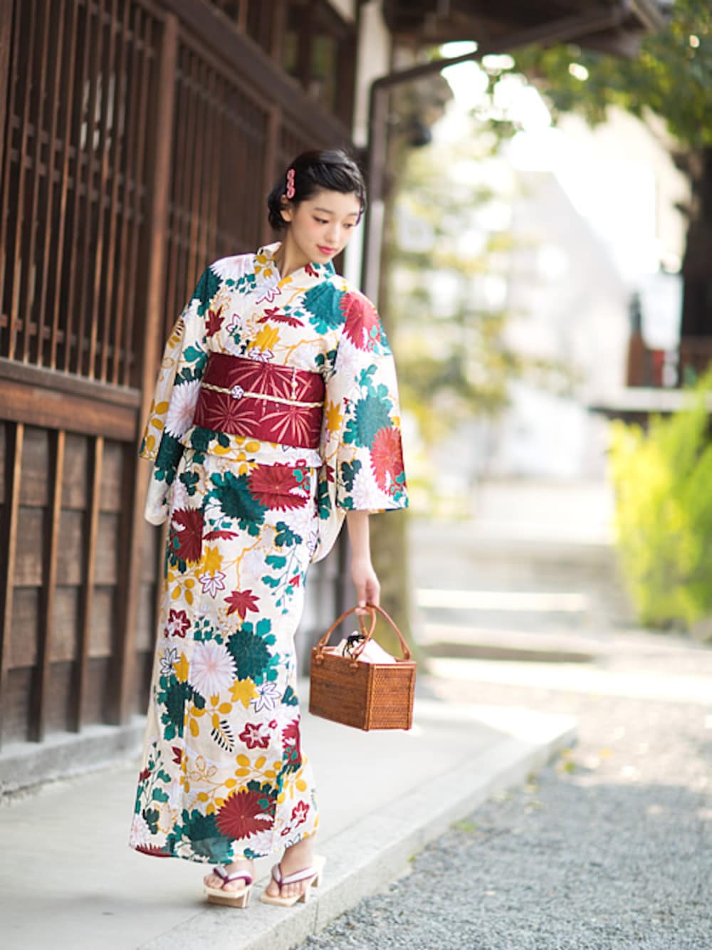 「浴衣、 帯、 yukata、 半幅帯、 浴衣女子、 kimonomachi、 京都きもの町、 夏色美人」｜「kimonomachiの浴衣福袋4点Set「夏色美人」浴衣17：クリームベージュに菊模様（浴衣、ベージュ系）」を使った、KIMONOMACHIさん（レディース・167cm）の夏コーディネートの1枚目の写真