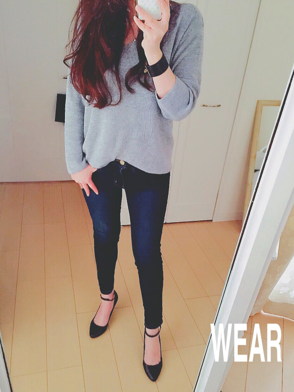 「ドラフトWE」｜「fifthのベルトブレスレット（ブレスレット、ブラック系）」を使った、CHIEさん（レディース・163cm）の春コーディネートの1枚目の写真