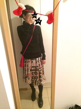 「黒タートルネック」｜「アイテム（その他シューズ）」を使った、syarakoさん（レディース・156cm）の冬コーディネート