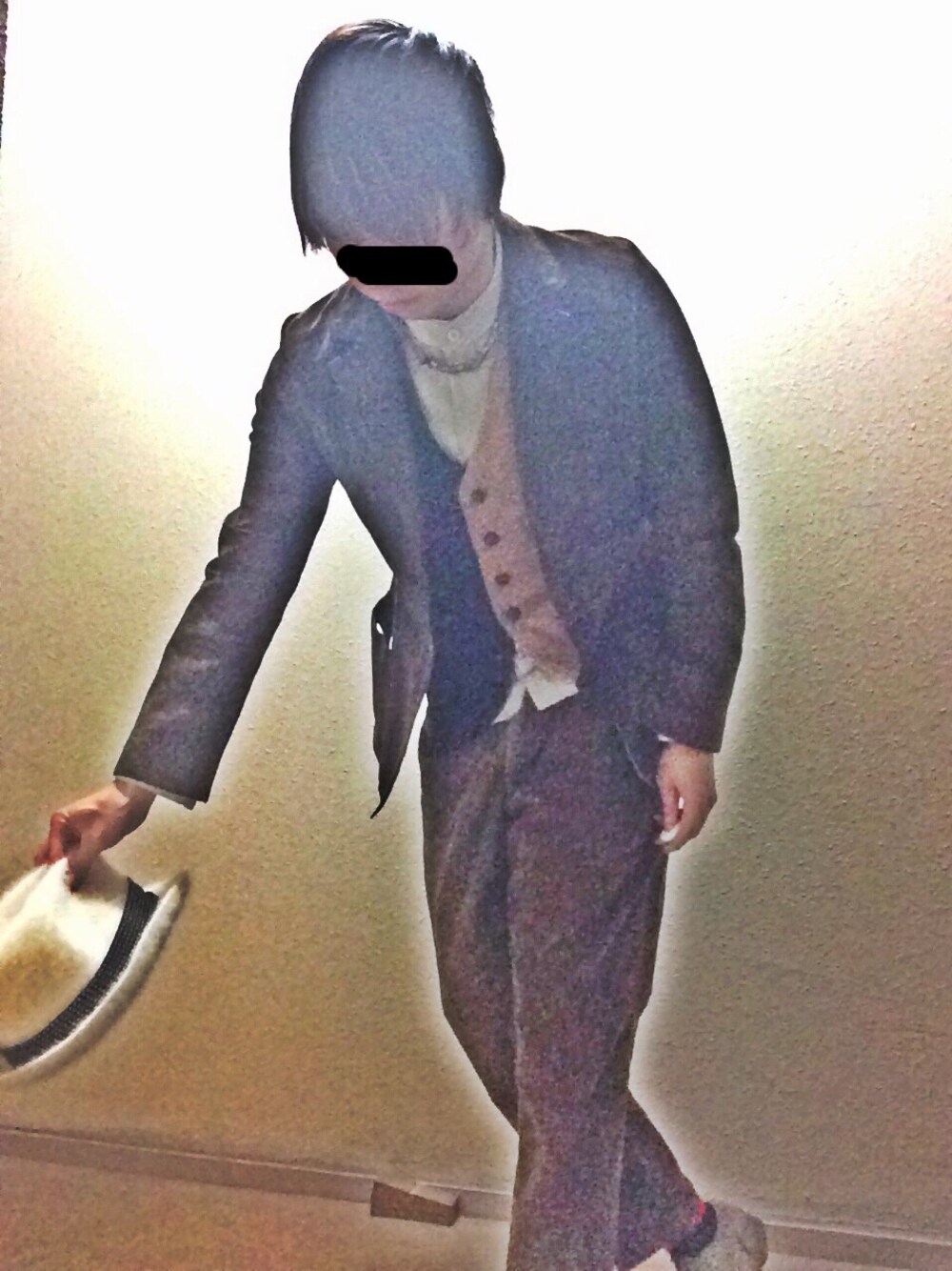 「Sebas Tian、KESHIKI、used、vintage、古着、茶系、ワントーンコーデ、家」｜「Sebastianのアイテム（テーラードジャケット、ブラウン系）」を使った、H.Sさん（メンズ・169cm）の冬コーディネートの1枚目の写真