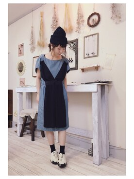 「ホワイトスニーカー」｜「アイテム（ニットキャップ/ビーニー）」を使った、aiさん（レディース・156cm）の秋コーディネート