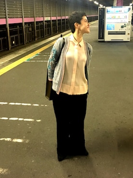 「IOSSELLIANI（イオッセリアーニ）のアイテム（ピアス（両耳用））」を使った、さくらもちさん（レディース・155cm）の秋コーディネート
