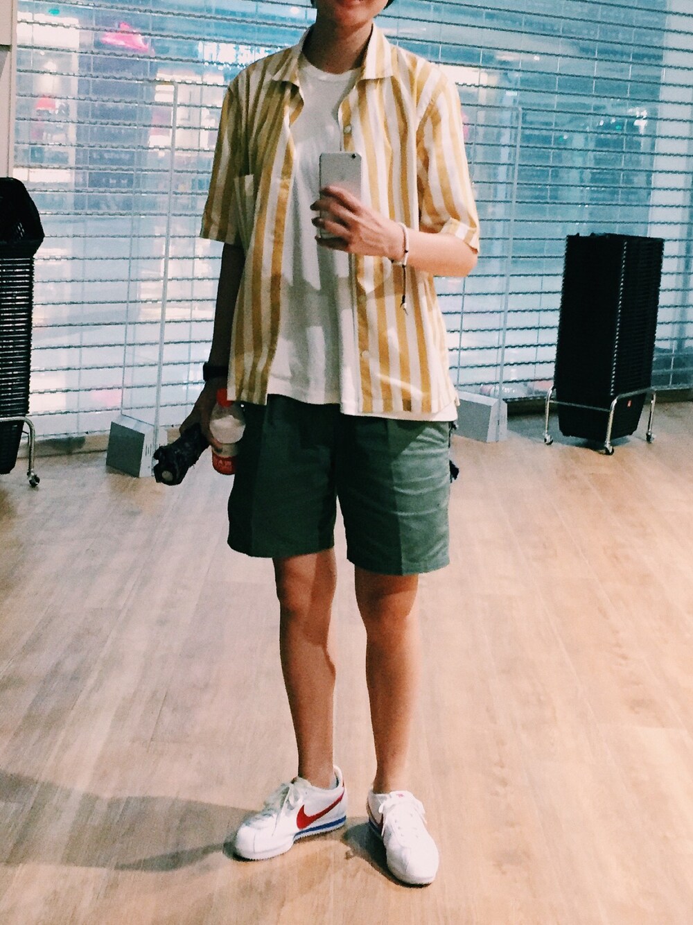 「UNIQLOのアイテム（シャツ/ブラウス、その他）」を使った、阿白さん（レディース・172cm）の夏コーディネートの1枚目の写真
