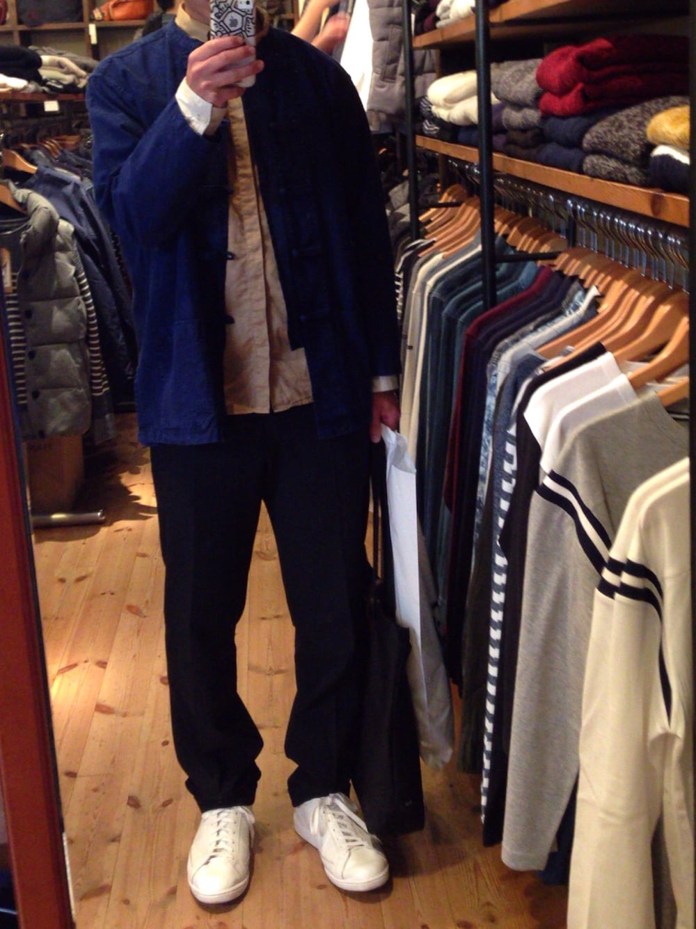 「URBAN RESEARCHのPUMA×URBAN RESEARCH別注MATCH74（スニーカー、ホワイト系）」を使った、の   なめさん（メンズ・168cm）の秋コーディネートの1枚目の写真