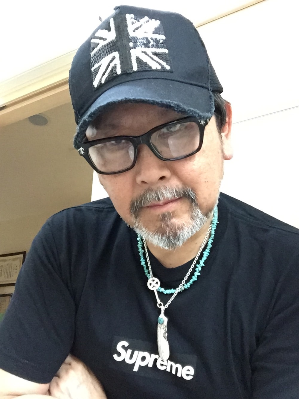 「YOSHINORI KOTAKE DESIGNのアイテム（キャップ、ブラック系）」を使った、Yutaka Shimaokaさん（メンズ・177cm）の夏コーディネートの1枚目の写真