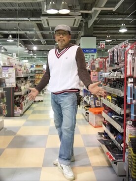 「アイテム（ベスト）」を使った、Yutaka Shimaokaさん（メンズ・177cm・50代）の秋コーディネート