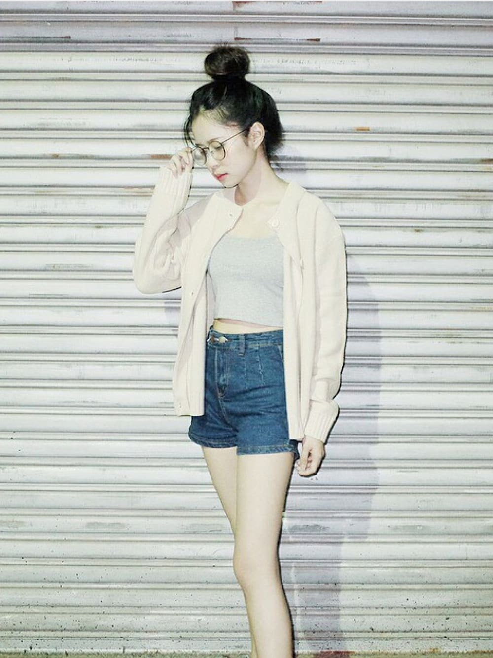 「淘寶、Taobao、Taiwan、Taichung」｜「taobaoのアイテム（デニムパンツ、ブルー系）」を使った、蔡弄弦さん（レディース・158cm）の夏コーディネートの1枚目の写真