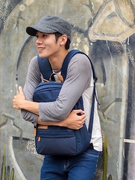「Levi's BLUE（リーバイス ブルー）のアイテム（デニムパンツ）」を使った、KJさん（メンズ・180cm）の夏コーディネート