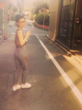 「NOMINE（ノミネ）のアイテム（オールインワン・サロペット）」を使った、長谷川あやさん（レディース・152cm）の春コーディネート
