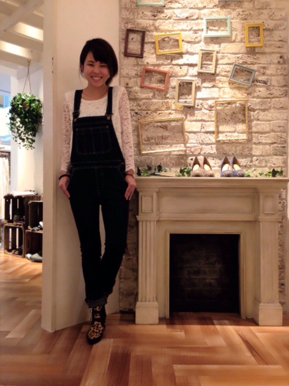 「Ungridのアイテム（シャツ/ブラウス、ホワイト系）」を使った、MIDIさん（レディース・158cm）の冬コーディネートの1枚目の写真