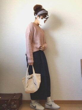 「ピンクニット」｜emingoさん（レディース・155cm）の冬コーディネート
