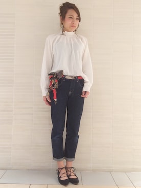 「アイテム（バンダナ/スカーフ）」を使った、ARAI SATOMIさん（レディース・163cm・20代）の春コーディネート