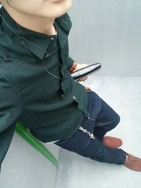 「寒い」｜「アイテム（財布/小物）」を使った、にしこりKさん（メンズ・171cm）の秋コーディネート