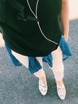 「UNIQLO（ユニクロ）のアイテム（Tシャツ/カットソー、ブラック系）」を使った、yurikaさん（レディース・155cm）の夏コーディネート