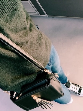 「GU（ジーユー）のアイテム（ニット/セーター、グリーン系）」を使った、yurikaさん（レディース・155cm）の秋コーディネート