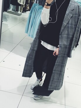 「GLOBAL WORK（グローバルワーク）のピンオックスシャツ長袖/566278（シャツ/ブラウス、ホワイト系）」を使った、yurikaさん（レディース・155cm）の冬コーディネート