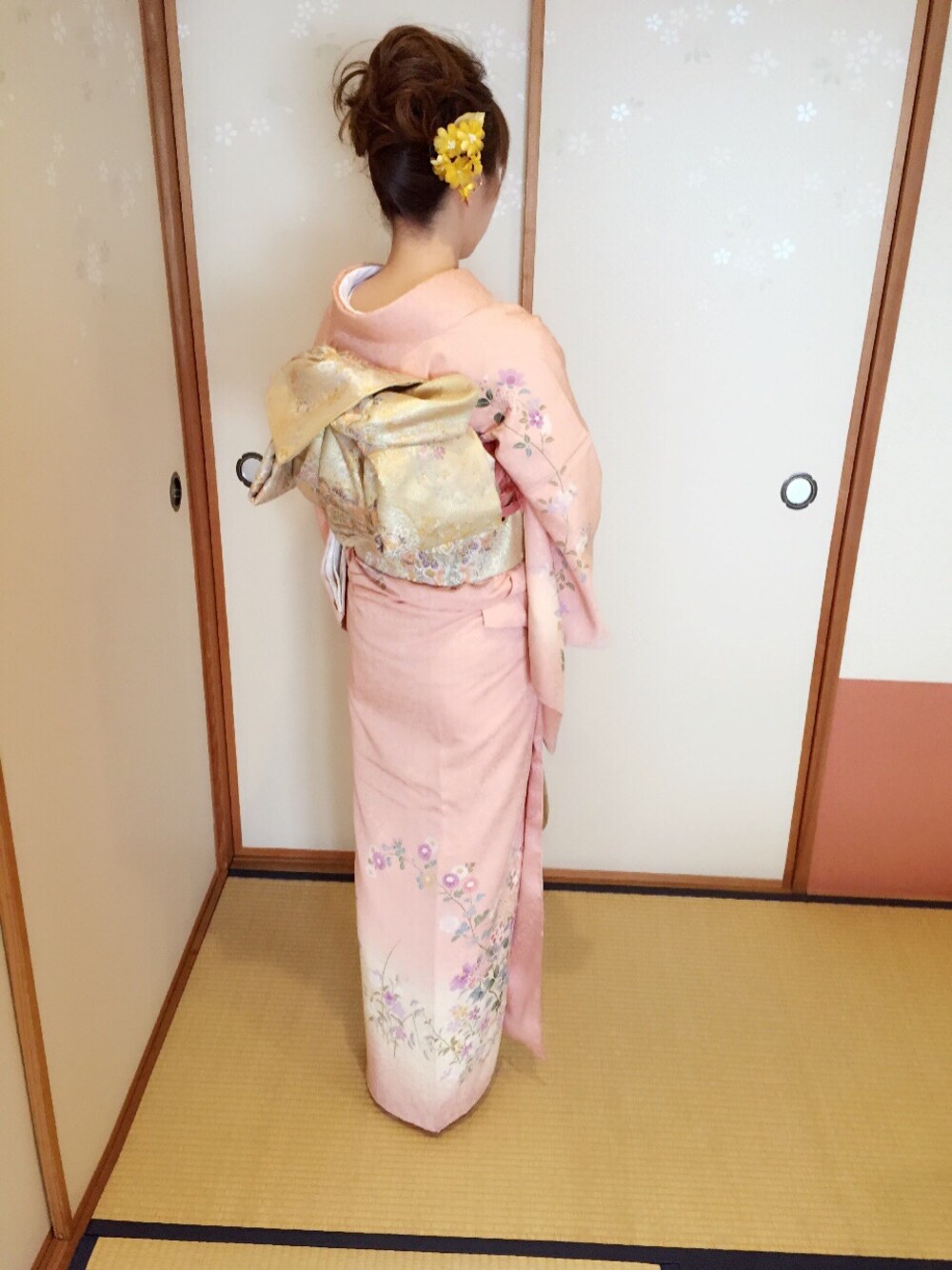 「春色、おめかしコーデ、パステルカラー、着物、結婚式、結婚式スタイル」｜「桜色の着物のアイテム（浴衣、ピンク系）」を使った、MIHOさん（レディース・152cm）の春コーディネートの1枚目の写真