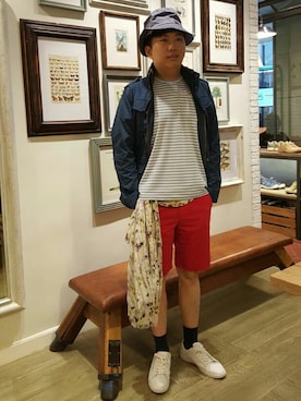 「AIGLE（エーグル）のアイテム（ナイロンジャケット）」を使った、Dasabala Limさん（メンズ・185cm）の春コーディネート