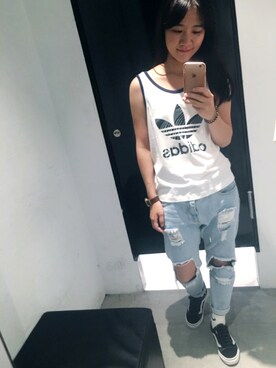 「HYPER GRAND（ハイパーグランド）のアイテム」を使った、黃湘瑜さん（レディース・160cm）の秋コーディネート