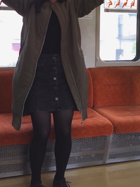 「URBAN RESEARCH（アーバンリサーチ）のアイテム（デニムスカート）」を使った、Aさん（レディース・159cm）の冬コーディネート