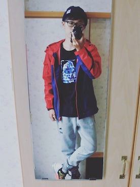 「B'2nd（ビーセカンド）のアイテム（サングラス）」を使った、hayatoさん（メンズ・170cm）の秋コーディネート