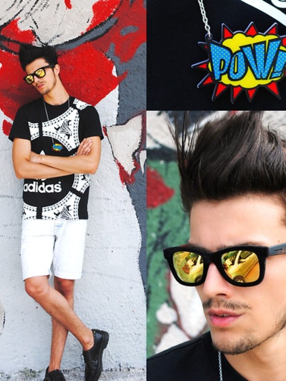 ブラック系のTシャツ/カットソーを着用したメンズの秋コーディネートの1枚目の写真