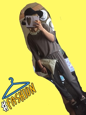 「アイテム（つなぎ/オールインワン、ベージュ系）」を使った、ゆきえもんさん（レディース・156cm）の秋コーディネート