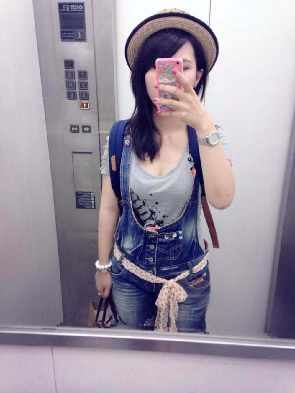 「MAISON DE REEFURのアイテム（キャップ、ベージュ系）」を使った、Yu-Hsi Shaoさん（レディース・161cm）の夏コーディネートの1枚目の写真