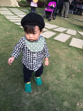 「アイテム（ベビーシューズ/ベビーソックス、グリーン系）」を使った、crystal_yoyoさん（キッズ・70cm）の秋コーディネート