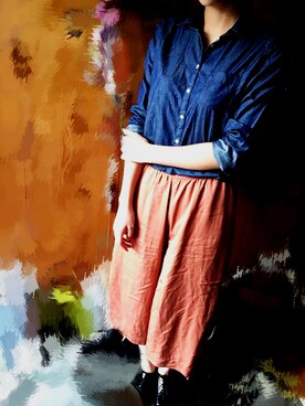 「ダンガリーシャツ」｜「アイテム（その他シューズ）」を使った、慧さん（レディース・167cm）の秋コーディネート