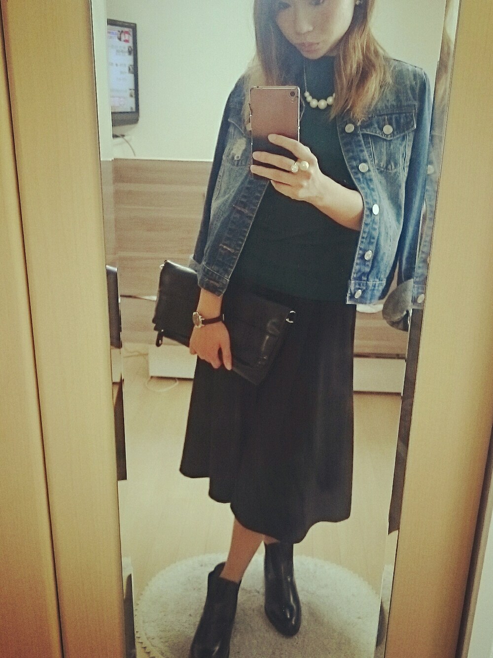 「GUのアイテム（トップス、グリーン系）」を使った、Risaさん（レディース・152cm）の秋コーディネートの1枚目の写真