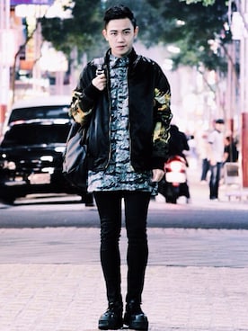 「JOYRICH」｜「アイテム（ライダースジャケット）」を使った、冠仁さん（メンズ・176cm）の春コーディネート