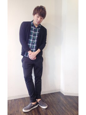 「＃カーディガン」｜「アイテム（シューズ）」を使った、NYNY河原町三条さん（メンズ・178cm）の秋コーディネート