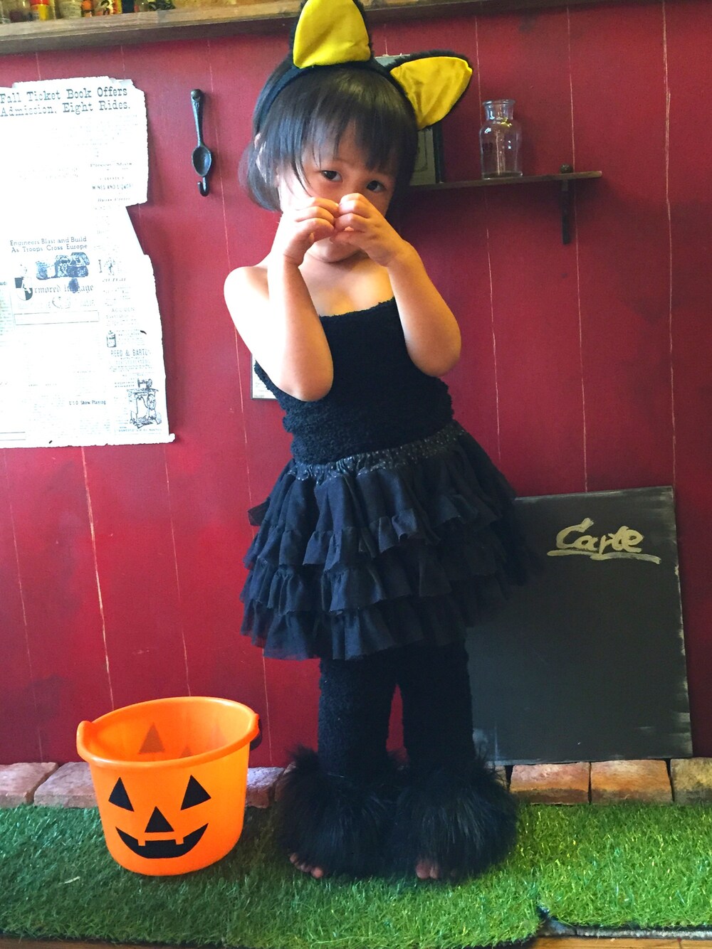 「halloween、kids、キッズコーデ、キッズファッション、コスプレ、ハロウィン、2歳、手作り、衣装、WEAR HALLOWEEN 2016」｜「panpantutuのアイテム（スカート、ブラック系）」を使った、kawasakiさん（キッズ・90cm）の秋コーディネートの1枚目の写真