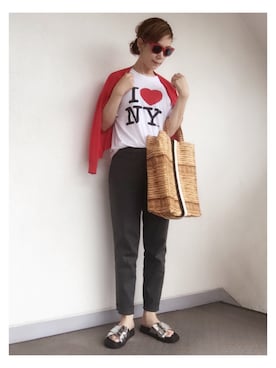 「グレーパンツ」｜奥村展子さん（レディース・160cm）の夏コーディネート