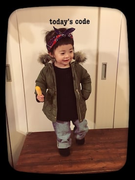 「黒ニット」｜★m☺︎m☺︎★mini★t☺︎y★さん（キッズ・80cm）の冬コーディネート