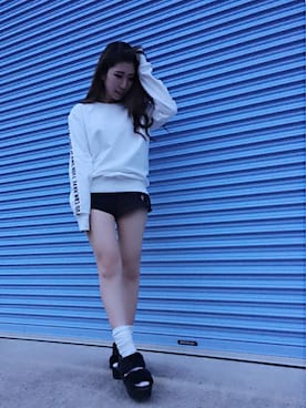 「テープロゴ」｜Maiさん（レディース・155cm）の秋コーディネート