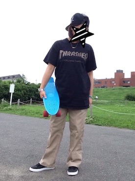 「THRASHER（スラッシャー）のTHRASHER MAG LOGO Tee（Tシャツ/カットソー、ブラック系）」を使った、ちいさん（レディース・150cm）の夏コーディネート