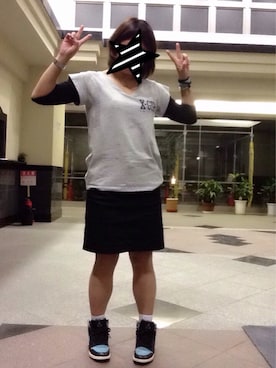 「X-girl（エックスガール）のアイテム（Tシャツ/カットソー、グレー系）」を使った、ちいさん（レディース・150cm）の夏コーディネート