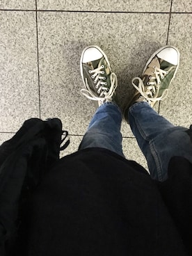 「allstar」｜「アイテム（デニムパンツ）」を使った、志鎌英明さん（メンズ・170cm）の秋コーディネート