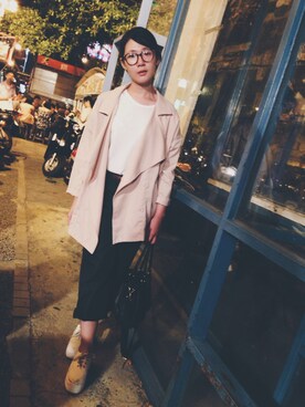 「Lulus（-）のアイテム（トレンチコート）」を使った、臻さん（レディース・157cm）の秋コーディネート