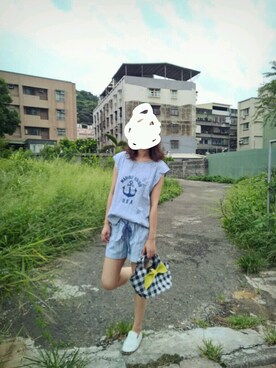 「NOのアイテム（バッグ）」を使った、彭小雁さん（レディース・160cm）の夏コーディネート