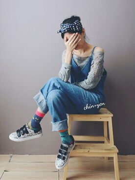 「アイテム（ヘアアクセサリー、ブルー系）」を使った、彭小雁さん（レディース・160cm）の秋コーディネート