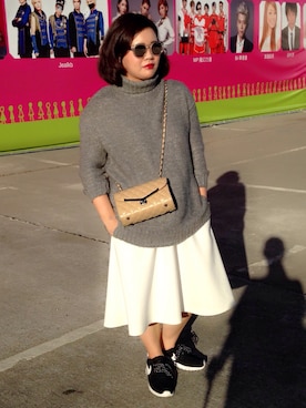 「WINTER STYLE」｜「アイテム（スカート）」を使った、LeeChiaWenさん（レディース・160cm）の秋コーディネート