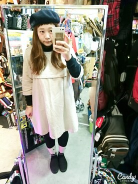 「黒タートルネック」｜「アイテム（ハンチング/ベレー帽）」を使った、**まうこ**さん（レディース・165cm）の秋コーディネート
