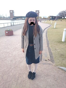 「黒タートルネック」｜「アイテム（ハンチング/ベレー帽）」を使った、**まうこ**さん（レディース・165cm）の冬コーディネート