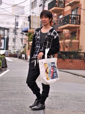 「glamb（グラム）のアイテム（アクセサリー）」を使った、【glamb】多久和 直利さん（メンズ・170cm）の冬コーディネート