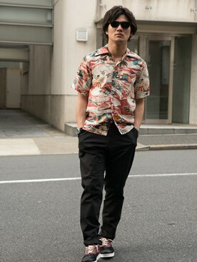 「glamb（グラム）のアイテム（チノパンツ）」を使った、【glamb】田上翔さん（メンズ・173cm）の夏コーディネート