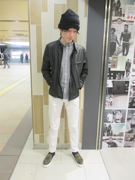 「ブラック×ホワイト」｜「アイテム（ブルゾン）」を使った、GIORDANO新大阪さん（メンズ・180cm）の春コーディネート