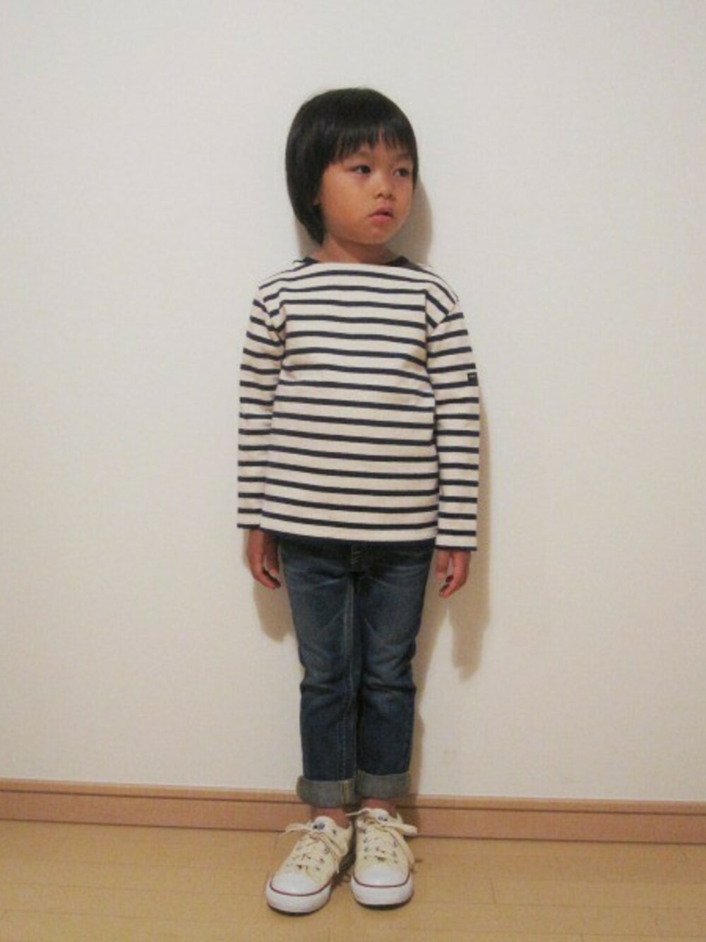「JOURNAL STANDARD relumeのCONVERSE FOR KIDS / コンバース: ALL STAR SLIP-ON / スニーカー（スニーカー、ホワイト系）」を使った、JOURNAL STANDARD EC担当さん（キッズ・105cm）の春コーディネートの1枚目の写真